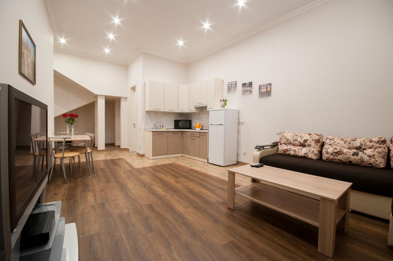 Wonderful Flat On City Center Ujhorod Exterior foto