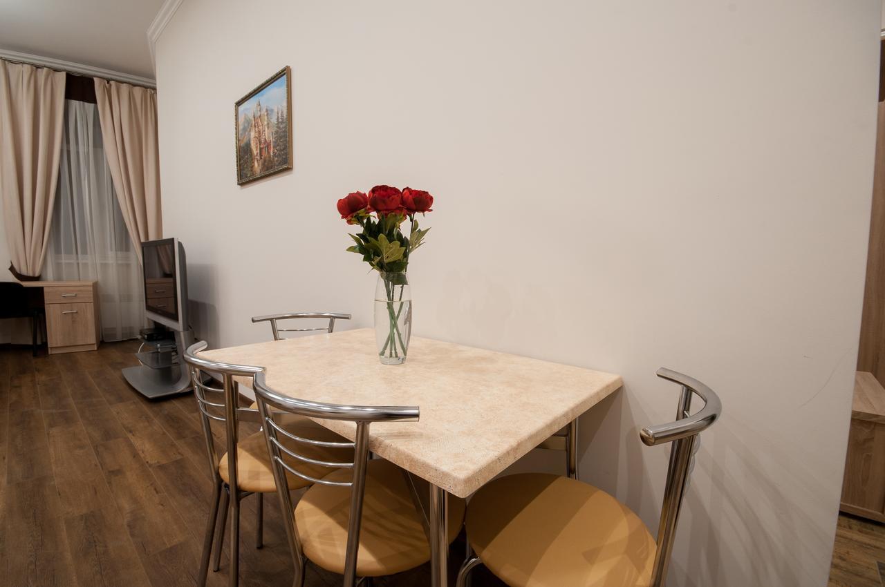 Wonderful Flat On City Center Ujhorod Exterior foto