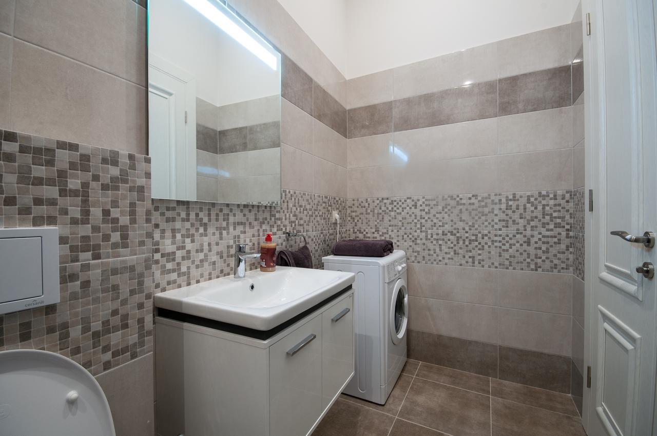 Wonderful Flat On City Center Ujhorod Exterior foto